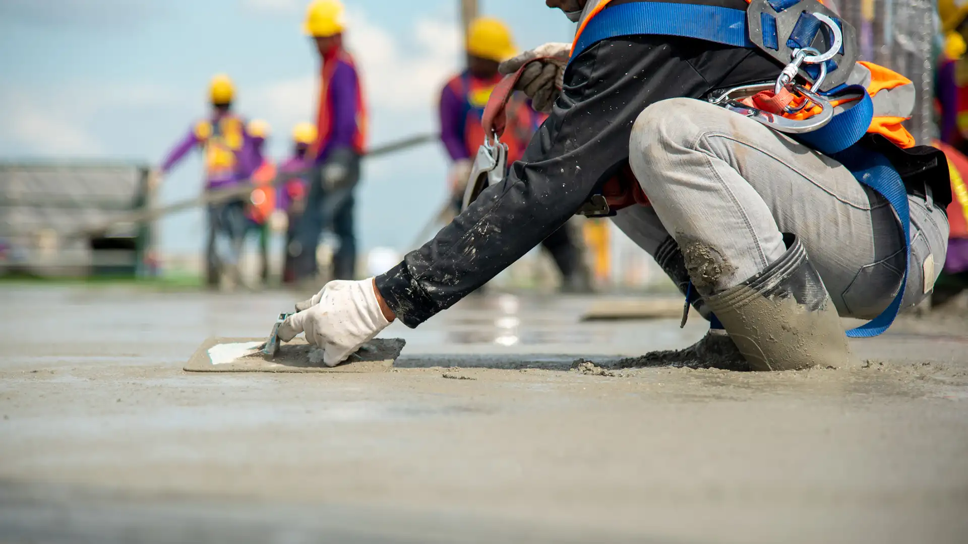 Concrete pouring for metal garages in NC